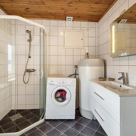 Atemberaubendes Haus Mit 2 Schlafzimmern In