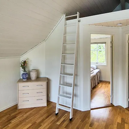 Atemberaubendes Haus Mit 2 Schlafzimmern In Ferienhaus *