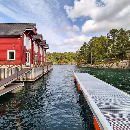 Cozy In With House Sea View Lepsoy